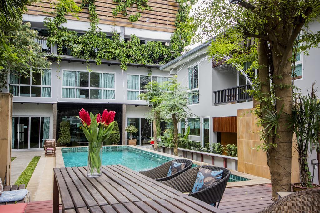 ตำหนักวิลล่า 10 ห้องนอน พร้อมสระว่ายน้ำส่วนตัว Ban Nong Tabaek Exterior photo