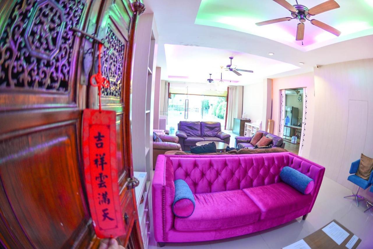 ตำหนักวิลล่า 10 ห้องนอน พร้อมสระว่ายน้ำส่วนตัว Ban Nong Tabaek Exterior photo