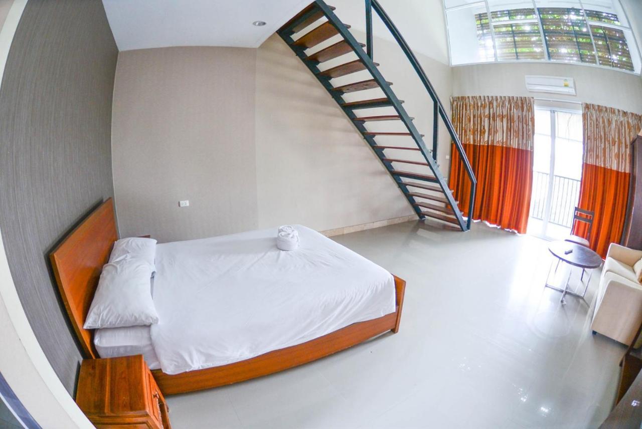 ตำหนักวิลล่า 10 ห้องนอน พร้อมสระว่ายน้ำส่วนตัว Ban Nong Tabaek Exterior photo